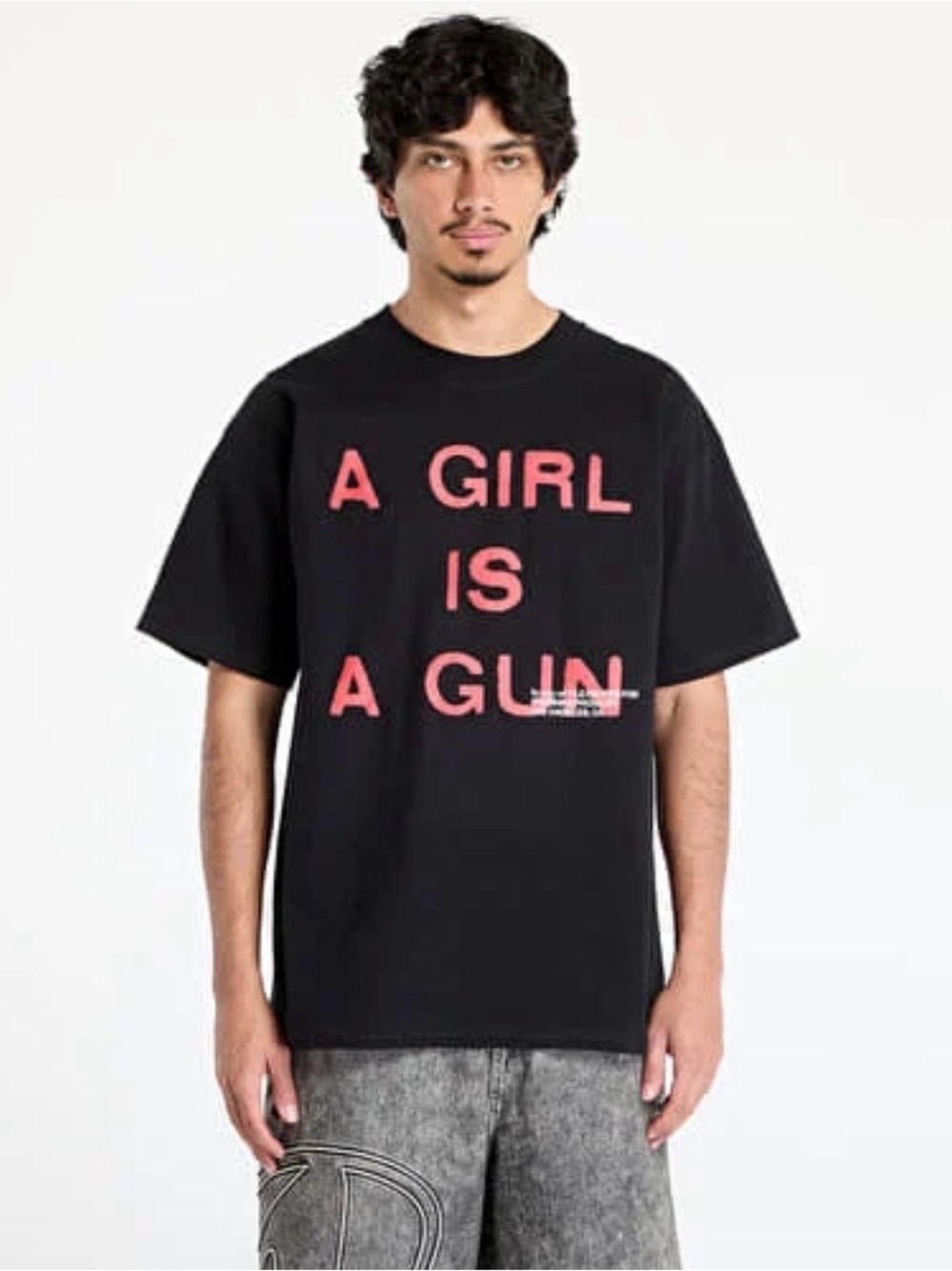 ‘a girl is a gun’ pleasures Short Sleeve Tee black